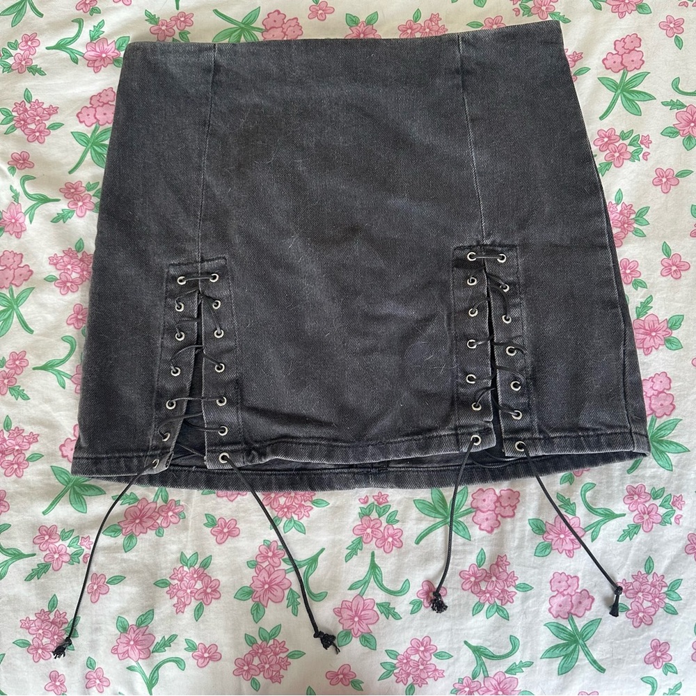 Urban Outfitters Lace- Up Denim Skirt Size - Small